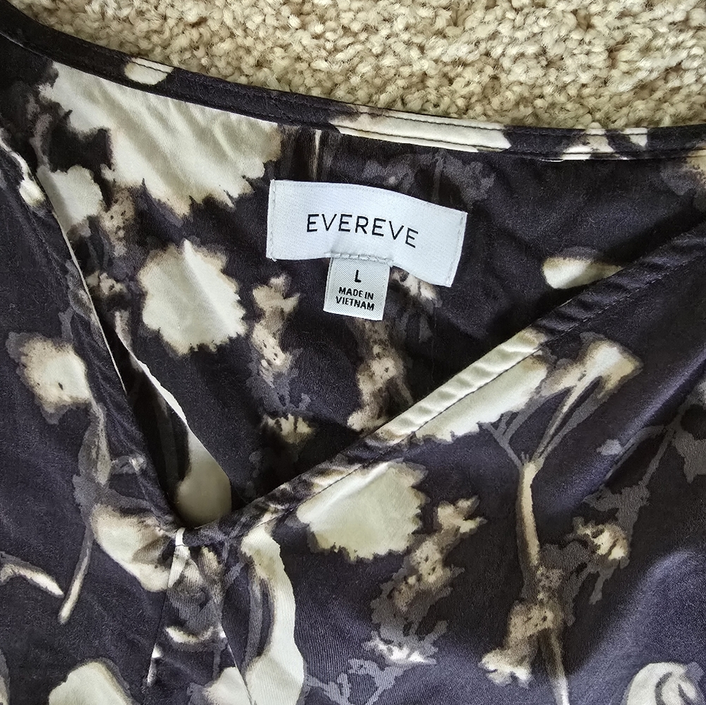 Evereve Gray Short Sleeve Boxy Blouse - Picture 4 of 10